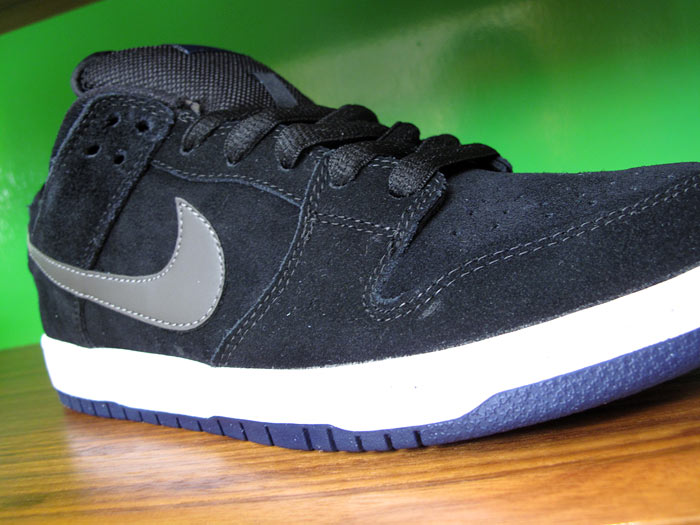 nike dunk low white black midnight fog