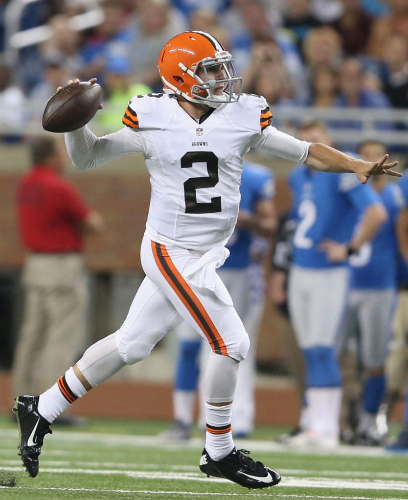 Johnny Football Manziel wearing Nike Vapor Carbon 2014 Elite (2)