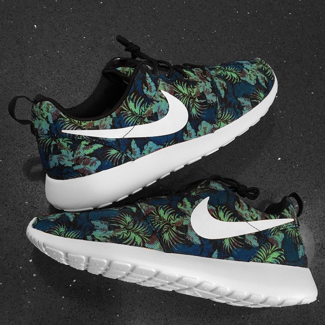 DJ Skee Picks Up Nike Roshe Run Space Blue