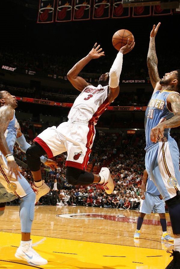 Sneaker Watch: Dwyane Wade Debuts New Air Jordan 2011 Colorway | Sole ...