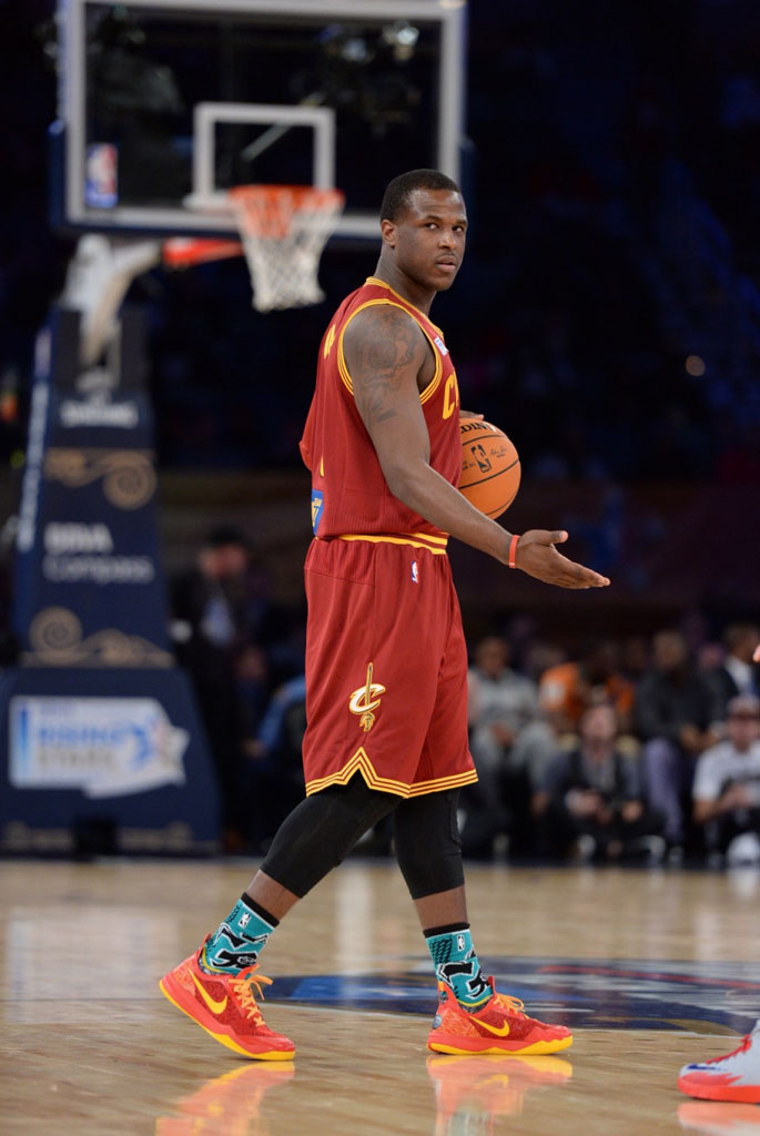 Dion Waiters wearing Nike Zoom Crusader PE