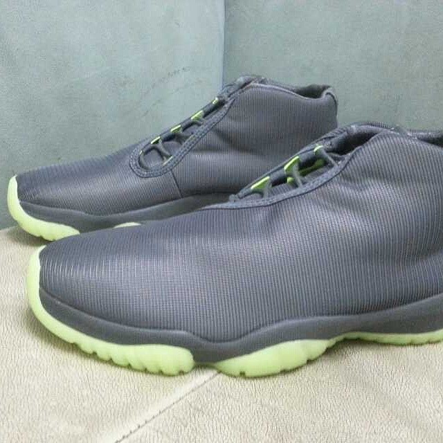 Air Jordan Future 3M Reflective Green (2)