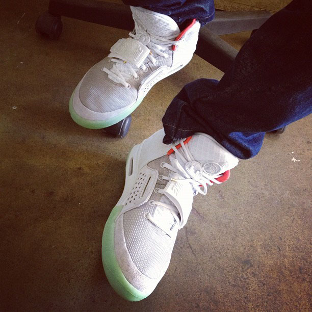Nike Air Yeezy 2 - Sincere