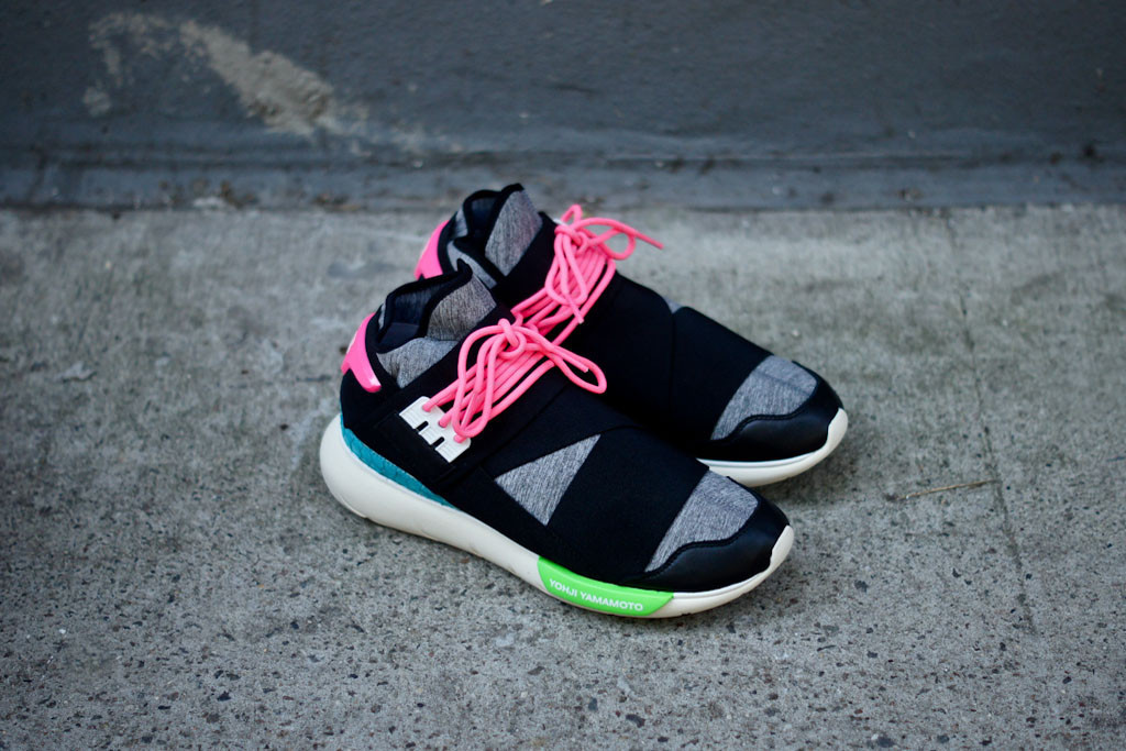 Adidas y3 con store strisce rosa