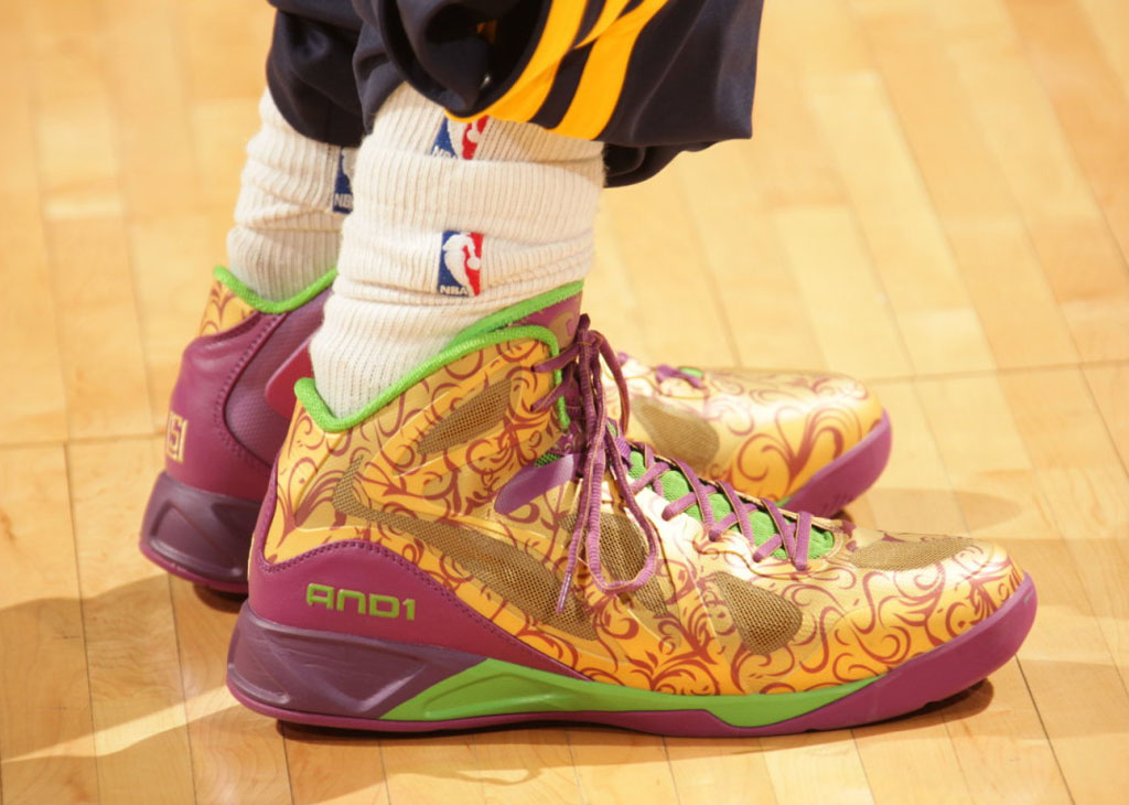 Lance Stephenson Wears 'Sir Lance A Lent' AND1 Aqua Mid PE (2)