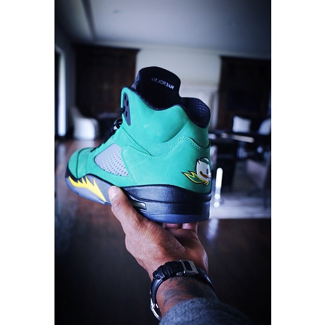 Matt Kemp Picks Up Air Jordan V 5 Oregon Ducks