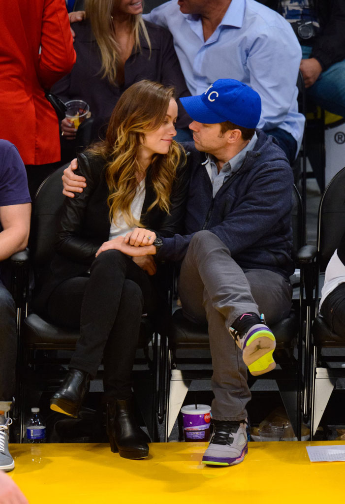 Jason Sudeikis Wearing 'Fresh Prince' Air Jordan 5 V (7)