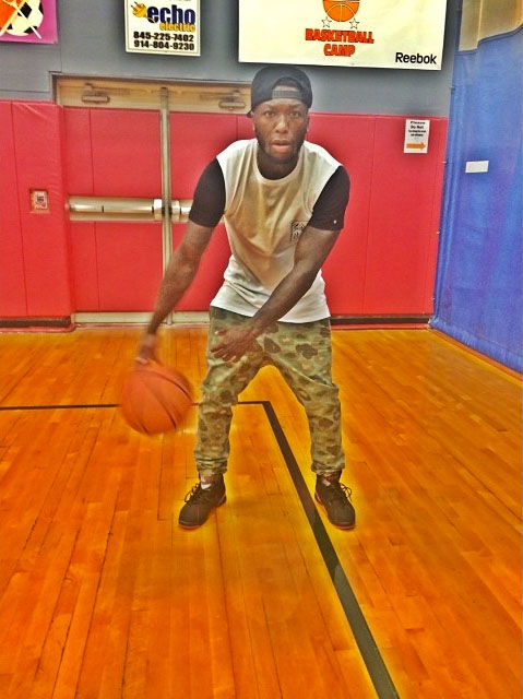 Nate Robinson wearing Air Jordan VII 7 Raptor