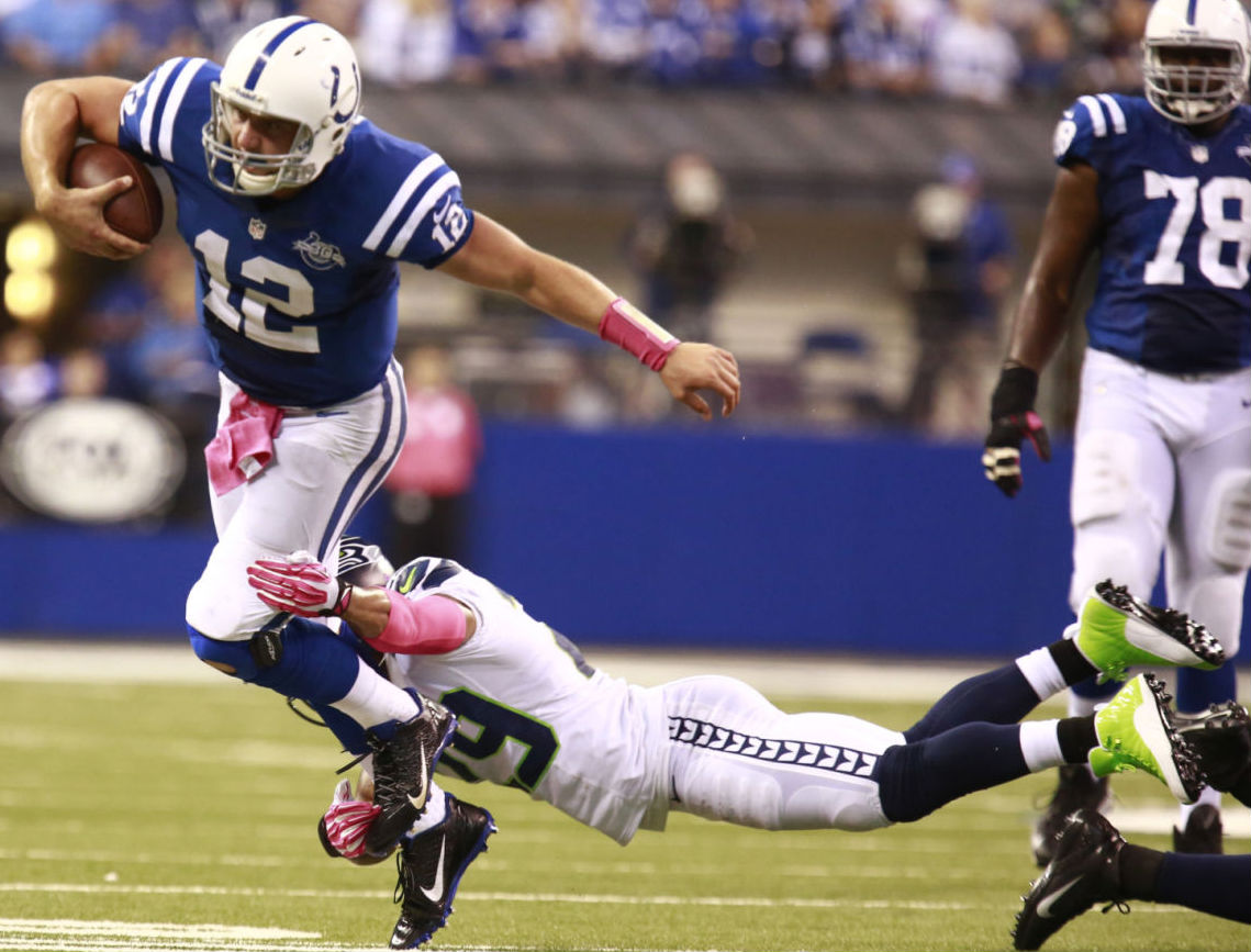 Earl Thomas wearing Air Jordan 12 XII Seattle Seahawks PE Cleats (1)