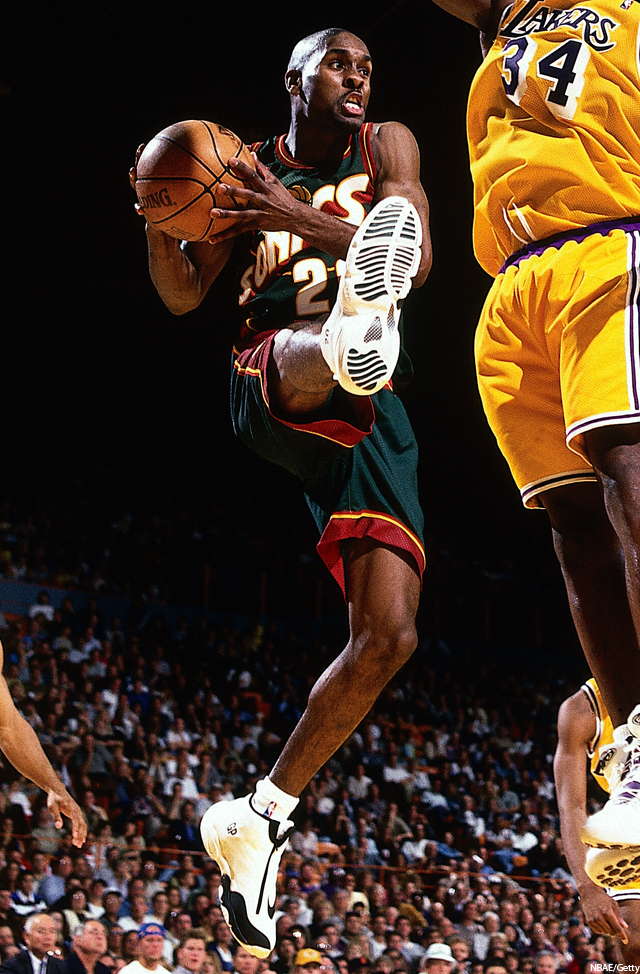 Gary payton deals the glove shoes