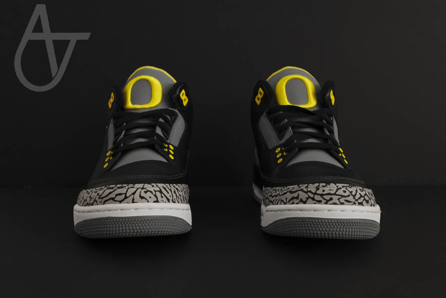 Air Jordan Retro 3 - Oregon Ducks Pit Crew Away (3)