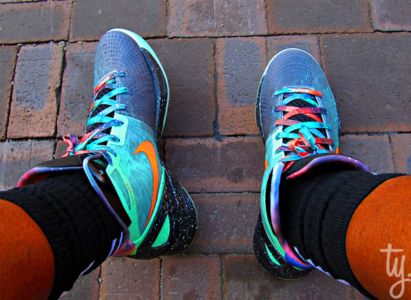 Blake griffin hot sale hyperdunk galaxy