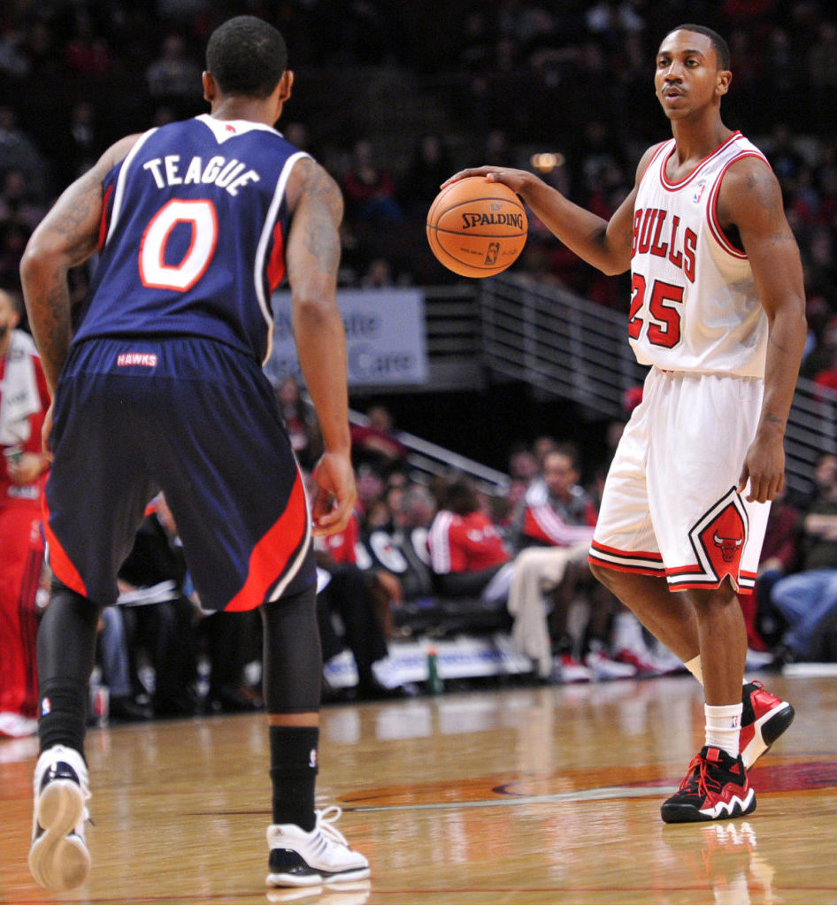 Jeff Teague wearing adidas adizero Crazy Light Low; Marquis Teague wearing adidas Top Ten 2000 Black White Red