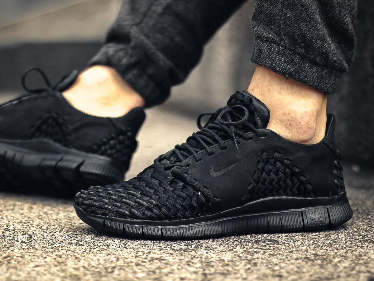 Nike Inneva Woven Blackout On-Foot 845014-001 | Sole Collector