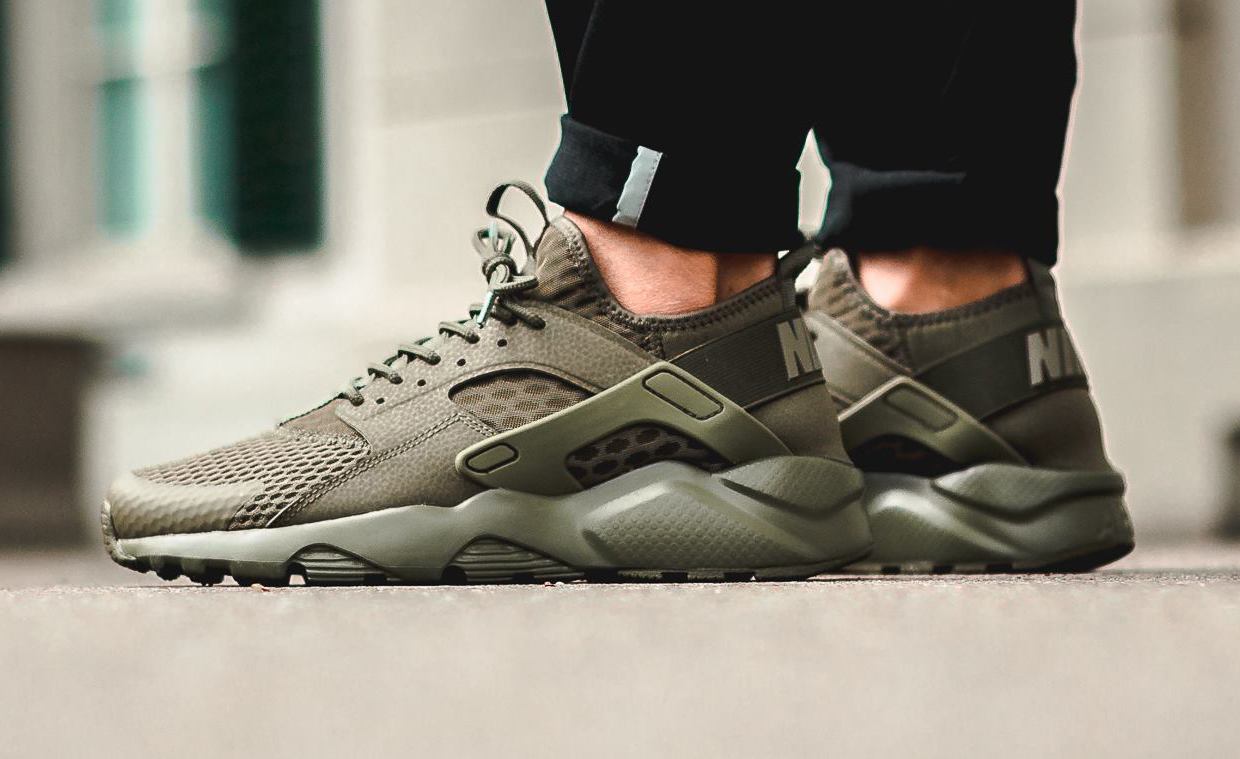 nike air huarache olive