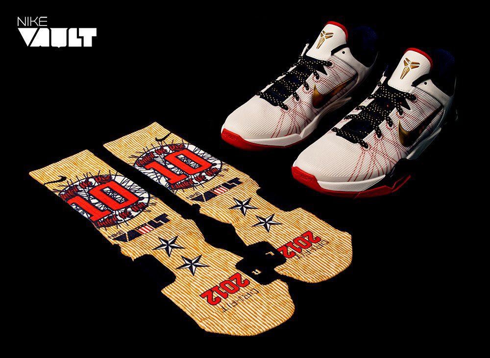 Nike Kobe VII & Elite Socks Gold Medal Pack