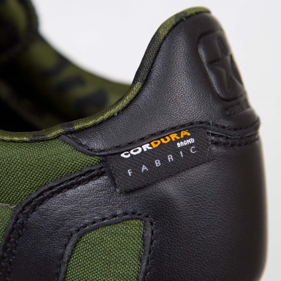 Undefeated x Converse Auckland Racer Cordura tag