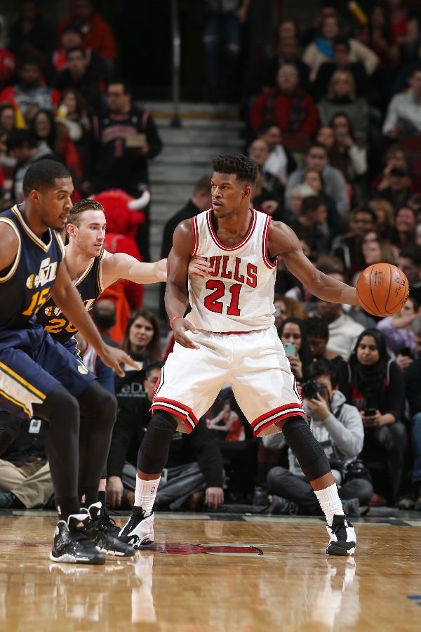 Jimmy Butler wearing Air Jordan XIV 14 Black Toe (1)