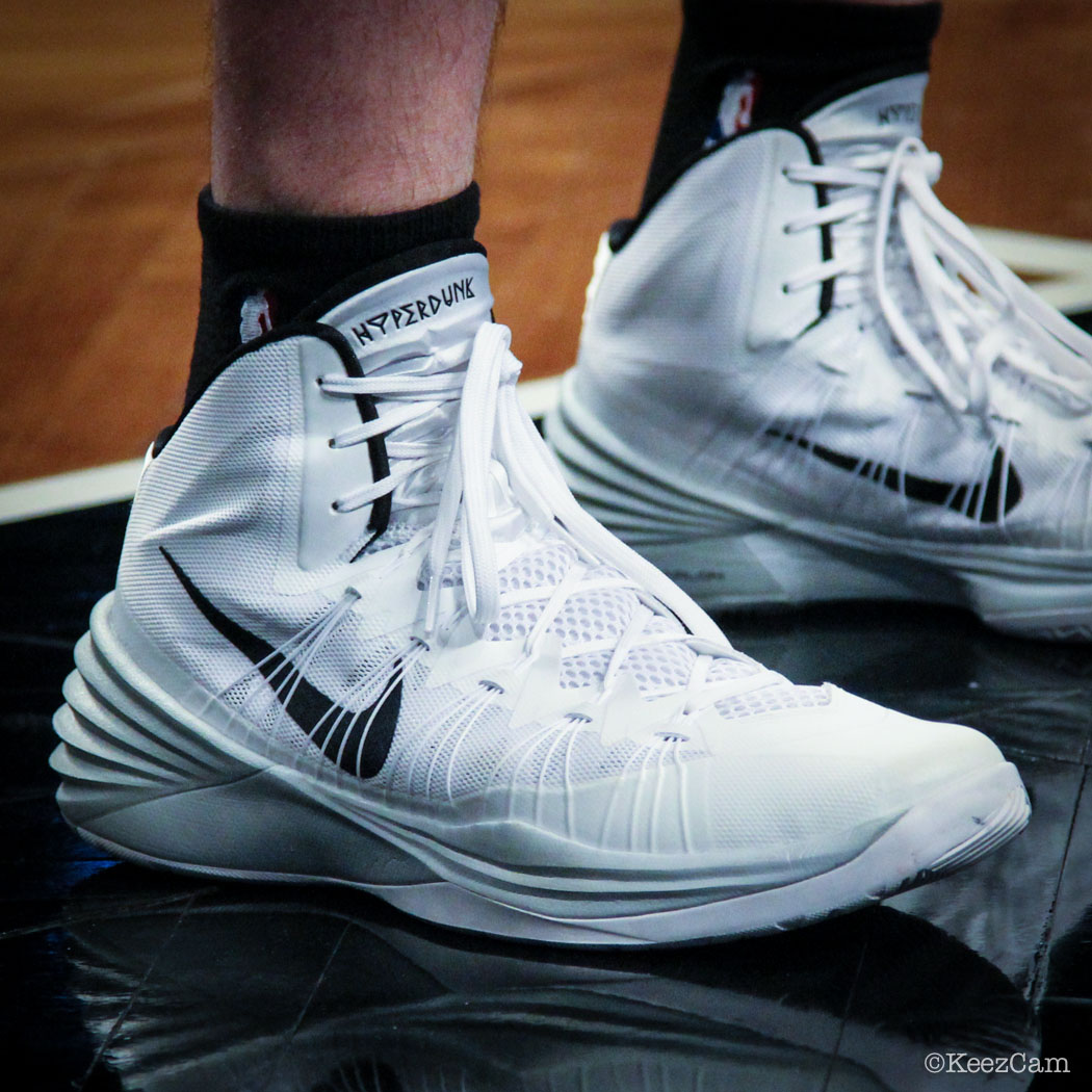 Tyler Hansbrough wearing Nike Hyperdunk 2013