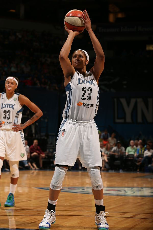 Maya Moore wearing Air Jordan XX3 23 PE (5)