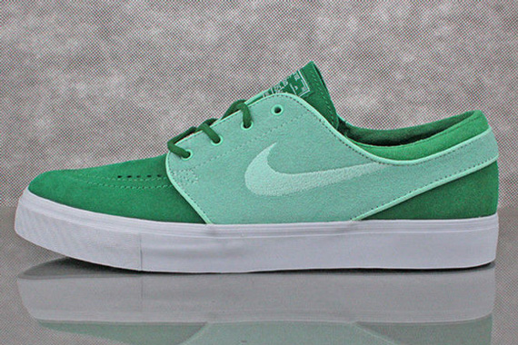 Janoski pine clearance green