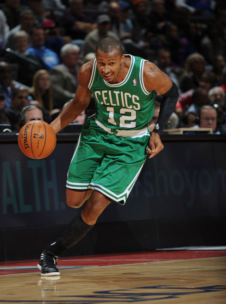 Leandro Barbosa wearing adidas adizero Crazy Light Low