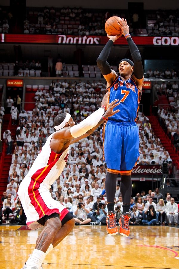 Carmelo Anthony wearing Jordan Melo M8 Playoffs