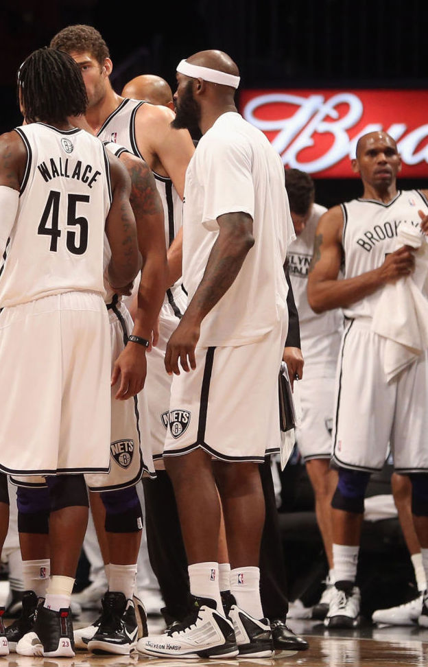 Antawn Jamison wearing adidas adiZero Ghost 2