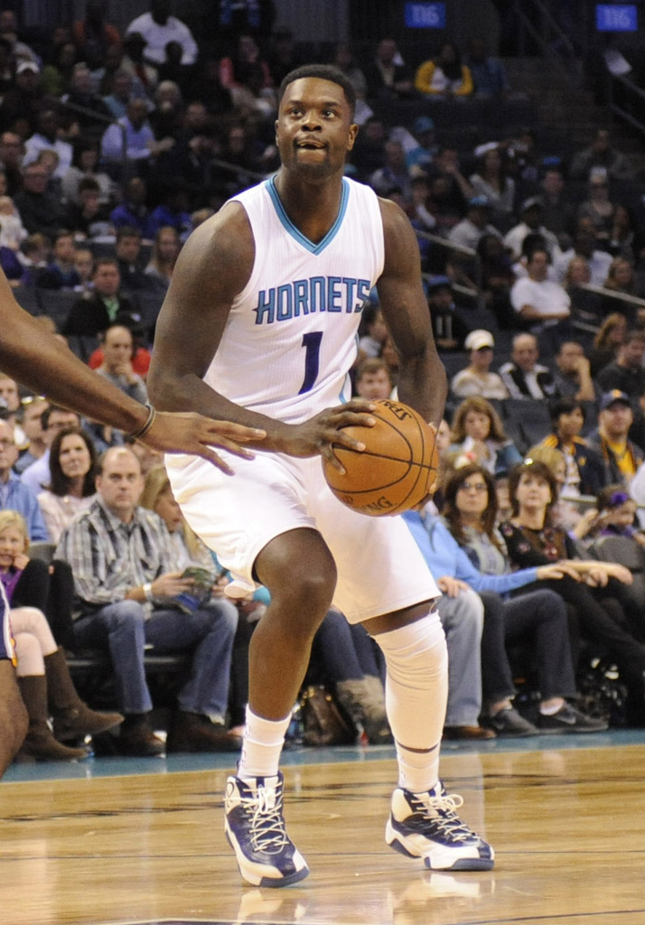 Lance Stephenson wearing AND1 Marbury Mid (2)