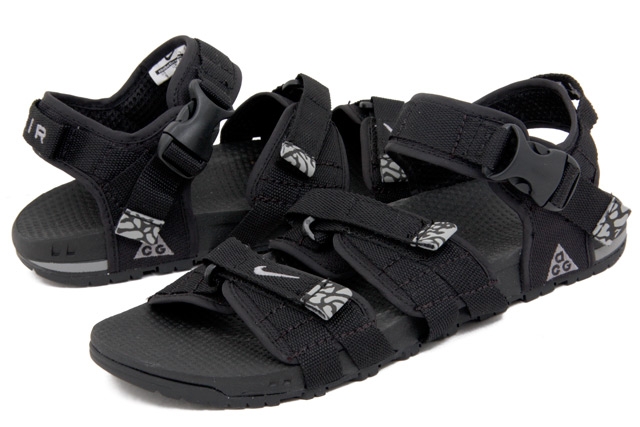 nike acg sandals 90s