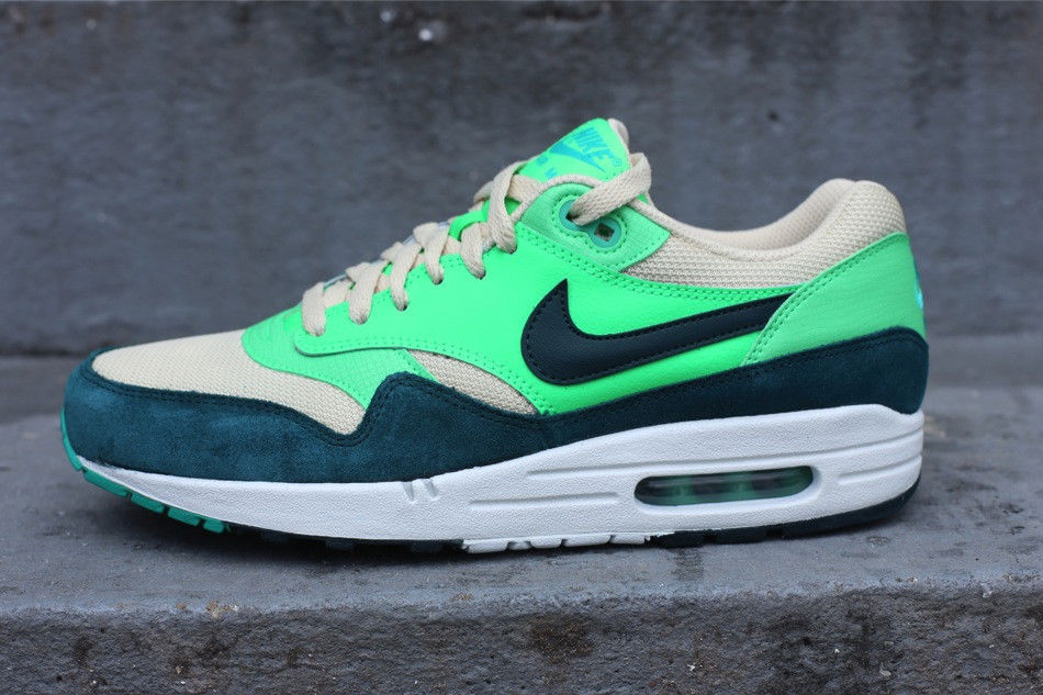 Nike Air Max 1 - Birch/Dark Atomic Teal 