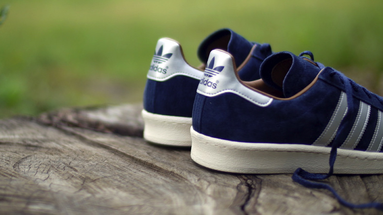 mita sneakers x adidas Originals Campus 80s navy silver heel detail