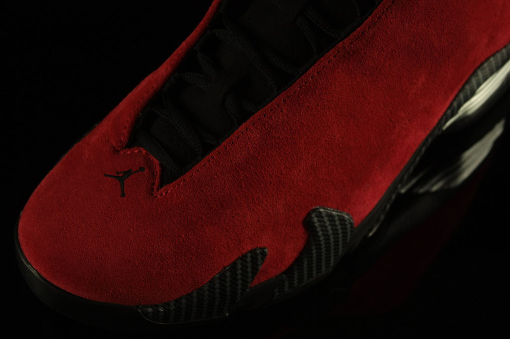 Red suede hot sale 5s footlocker