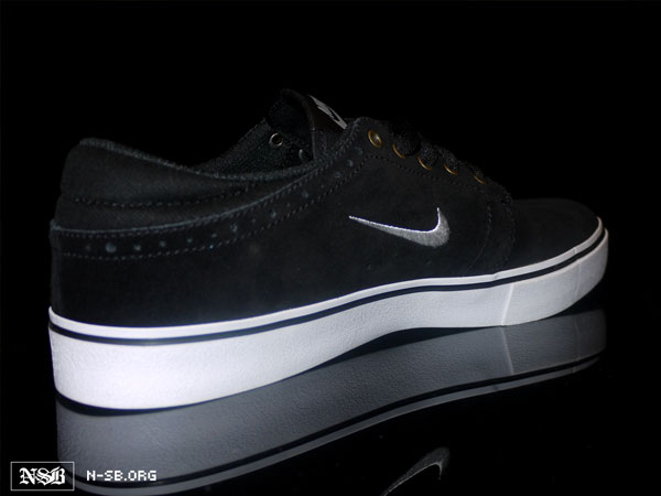 Nike SB Team Edition 2 - Black Suede - Spring 2012 | Complex