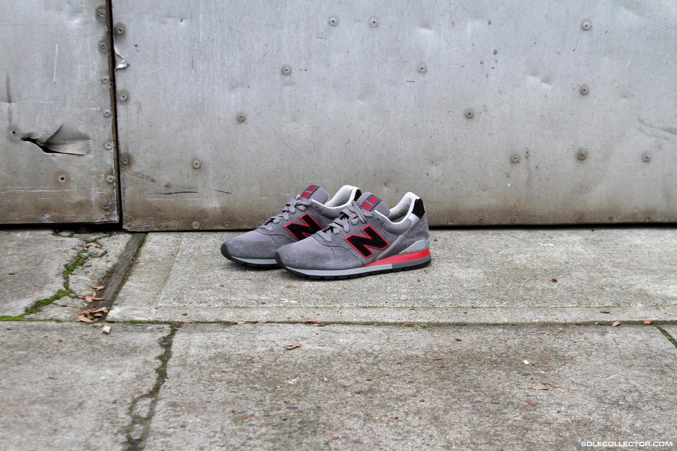 New balance 996 outlet grey burgundy