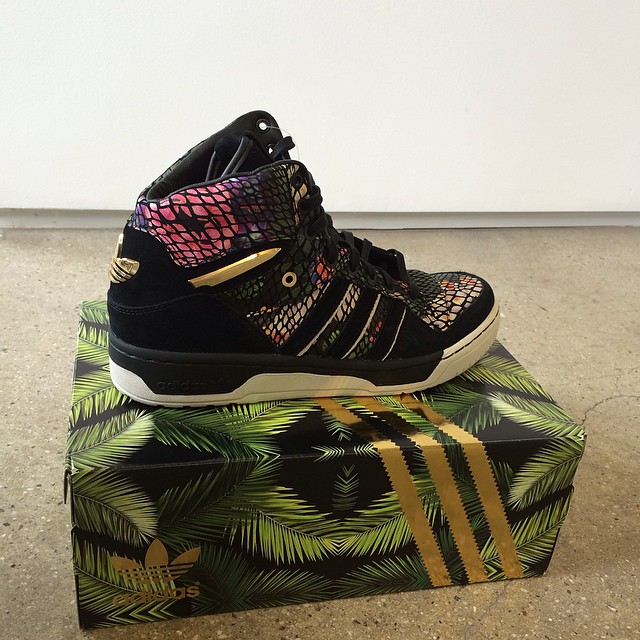 Pusha T Picks Up Big Sean x adidas Originals Metro Attitude