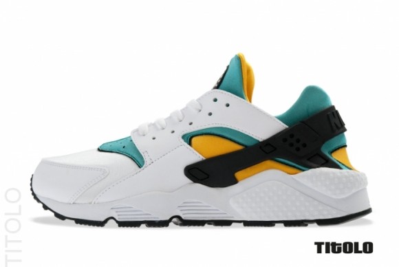 nike huarache university gold