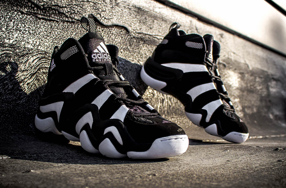 Crazy 8 black and white sale