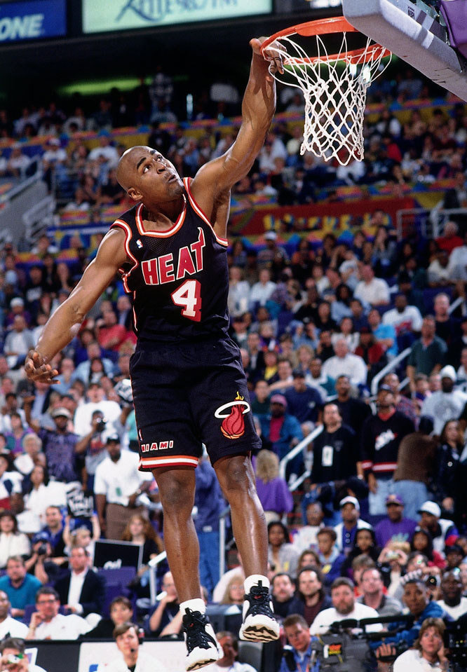 Harold Miner wearing Nike Air Go LWP