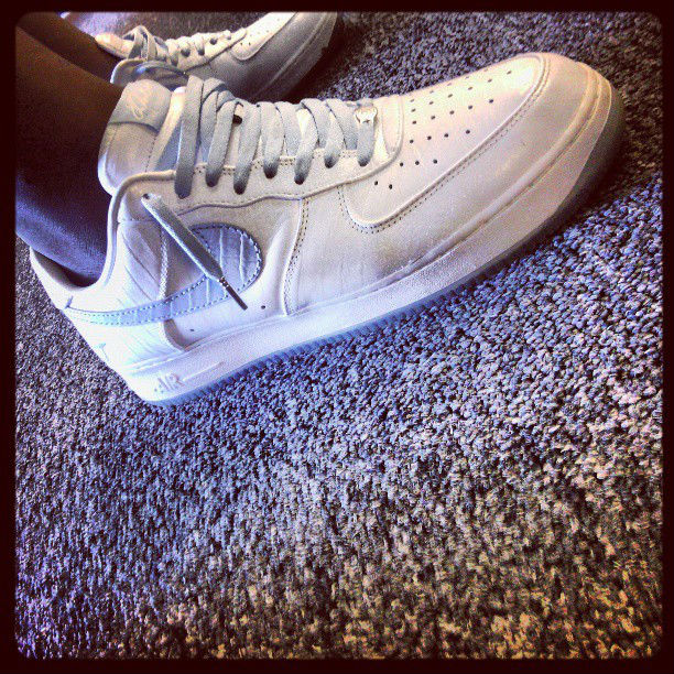 Spotlight // Forum Staff Weekly WDYWT? - 9.7.13 - Nike 1World Air Force 1 Ladainian Tomlinson by goldenchild9389