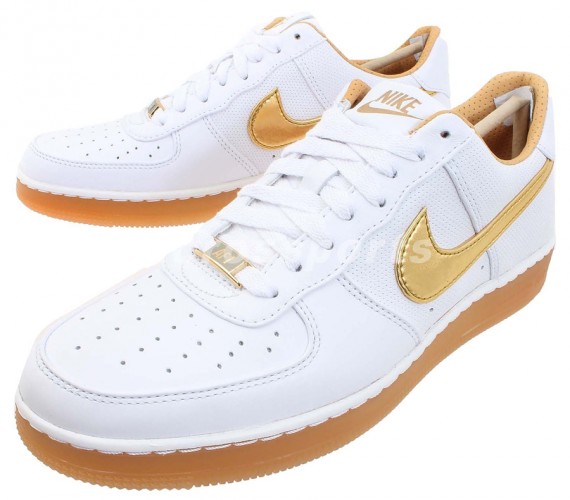 Nike air force hot sale one white and gold