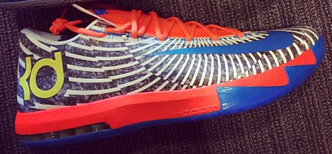Kevin Durant Shows New Nike KD 6 Colorways (4)