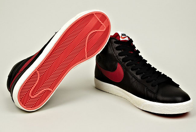 Nike Blazer Mid in Black and Red | Sole 