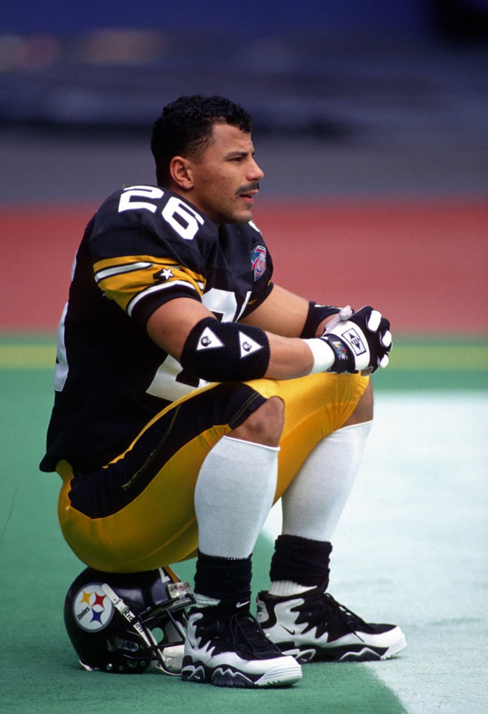 Rod Woodson wearing Nike Air Bowl Trainer (1994)