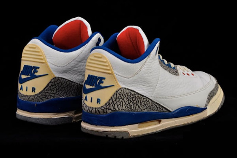 True blue 3s on sale 2011