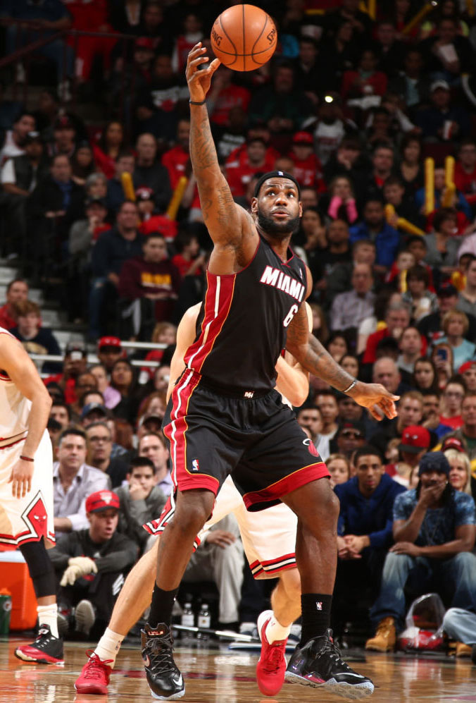 LeBron James Debuts Nike LeBron 11 Elite (3)