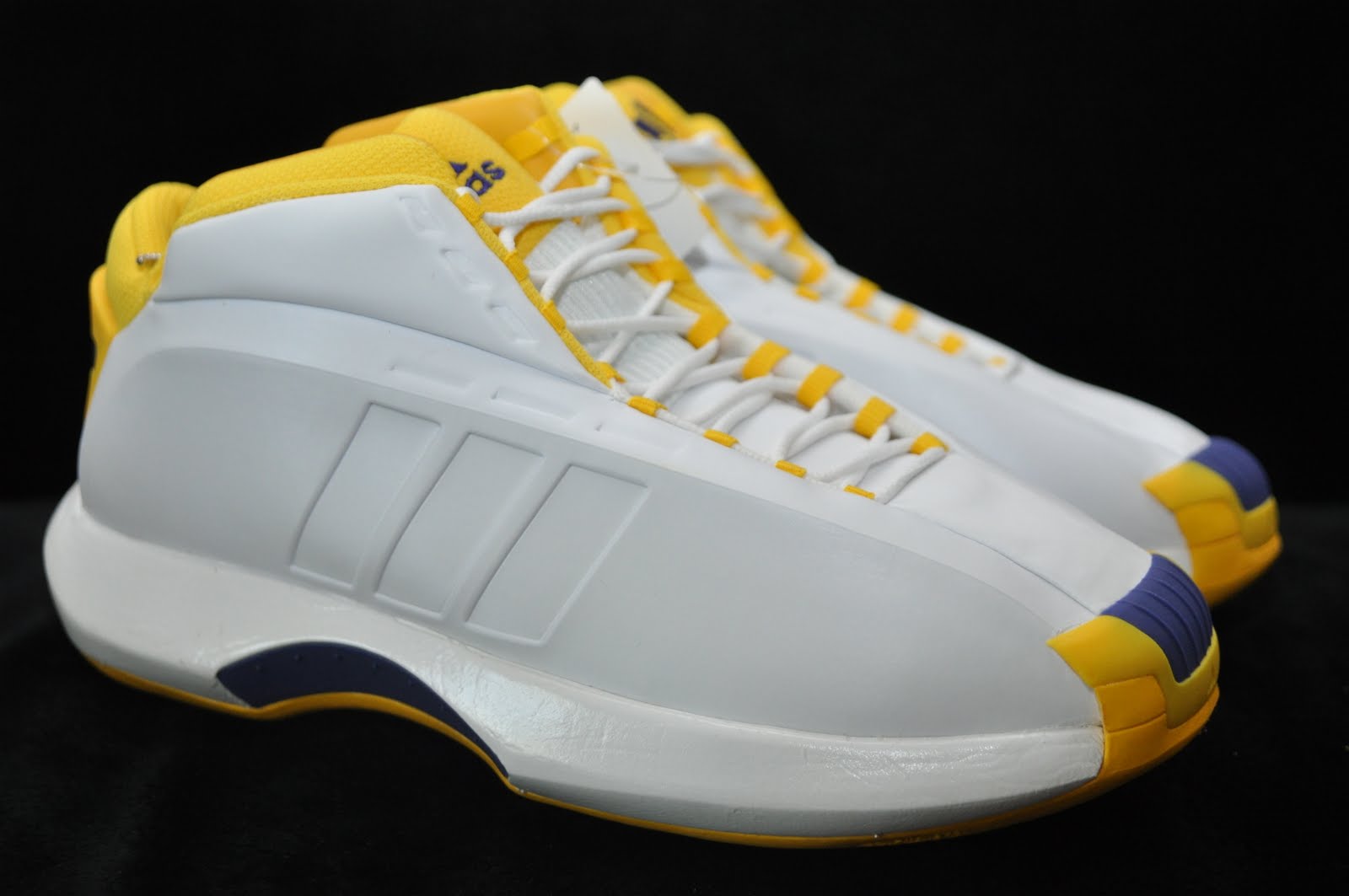 kobe bryant adidas shoes 2001