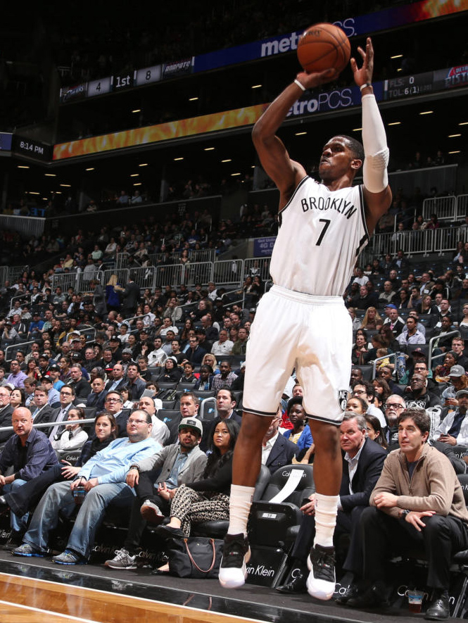 NBA Sneaker Watch // Joe Johnson Rocks 