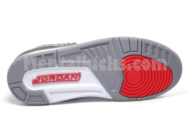Air Jordan Retro 3 White Fire Red Cement Grey Black 136064-105