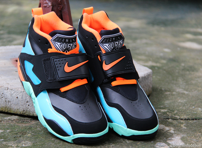 Nike Air Diamond Turf Green Glow Blue Orange Complex